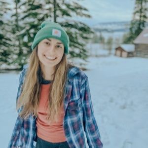 Meet your Posher, Julia